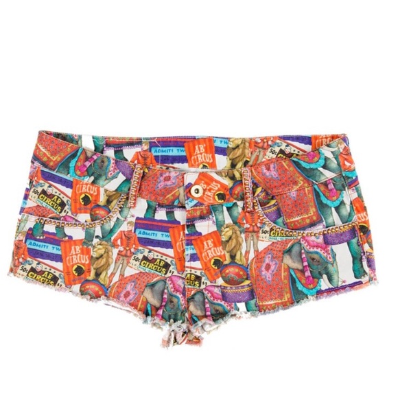 VINTAGE AGUA BENDITA SHORTS - Picture 7 of 8